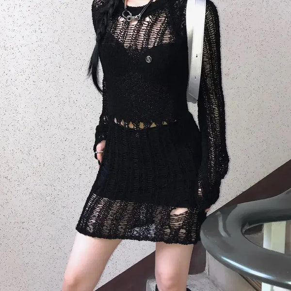 [BUNJANG] Rocci Rocci Damage Knit Top [Black] / 지젤착용 로씨로씨 Damage Knit Top [BLACK] 그물니트