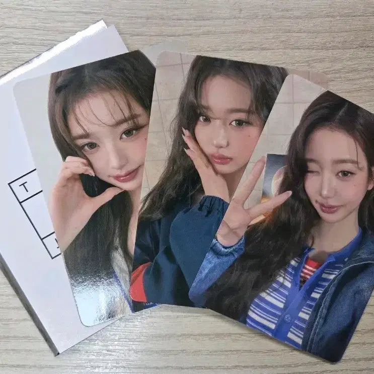 [BUNJANG] Jang Wonyoung Tommy Hilfiger Photocard / 장원영 타미진스 포카 포토카드