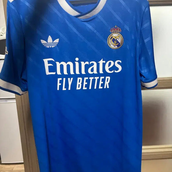 [BUNJANG] Real Madrid 25/26 Valverde Third Authentic Jersey - Size M / 레알 마드리드 25/26 NO.8 발베르데 써드 어센틱 저지 M
