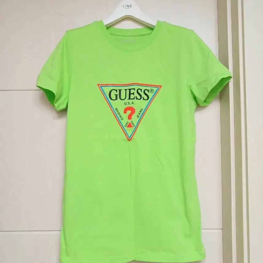 [BUNJANG] GUESS Short Sleeve T-Shirt (Size S) / 2회착용) GUESS 상콤 티셔츠