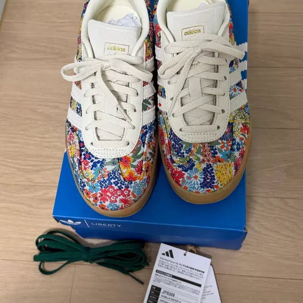 [BUNJANG] Adidas Gazelle Indoor x Liberty London Sneakers / 아디다스 가젤 인도어 리버티 런던 스니커즈 플라워 230