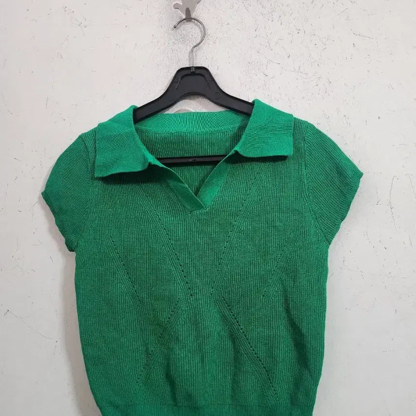 [BUNJANG] Green Cropped Collar Short-Sleeve Knit T-Shirt / 초록색 크롭카라 반팔 니트티셔츠