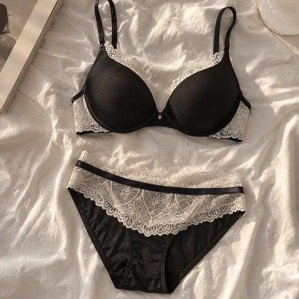 [BUNJANG] Black Lace Panty + Bra Set / 애장템 중고 블랙 레이스 팬티+브라