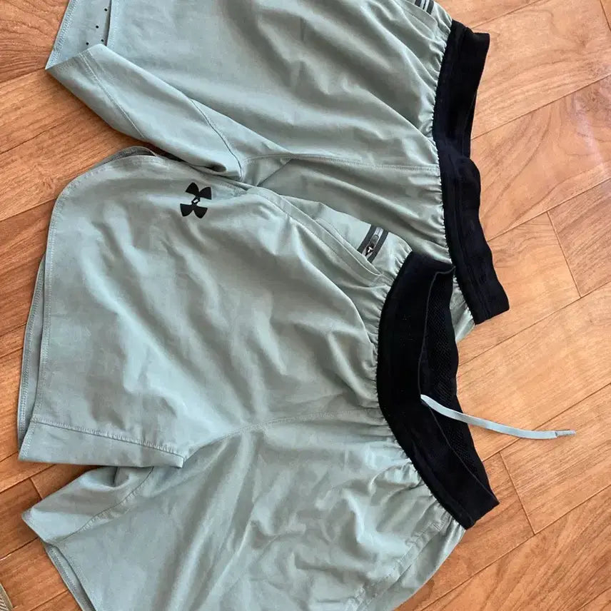 [BUNJANG] Under Armour Shorts New / 언더아머 반바지 새상품 팝니다
