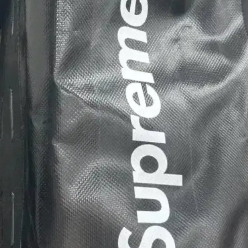 [BUNJANG] Supreme x Ortlieb Duffle Bag Black 24SS / 슈프림 x 오르트립 더플백 블랙 - 24SS