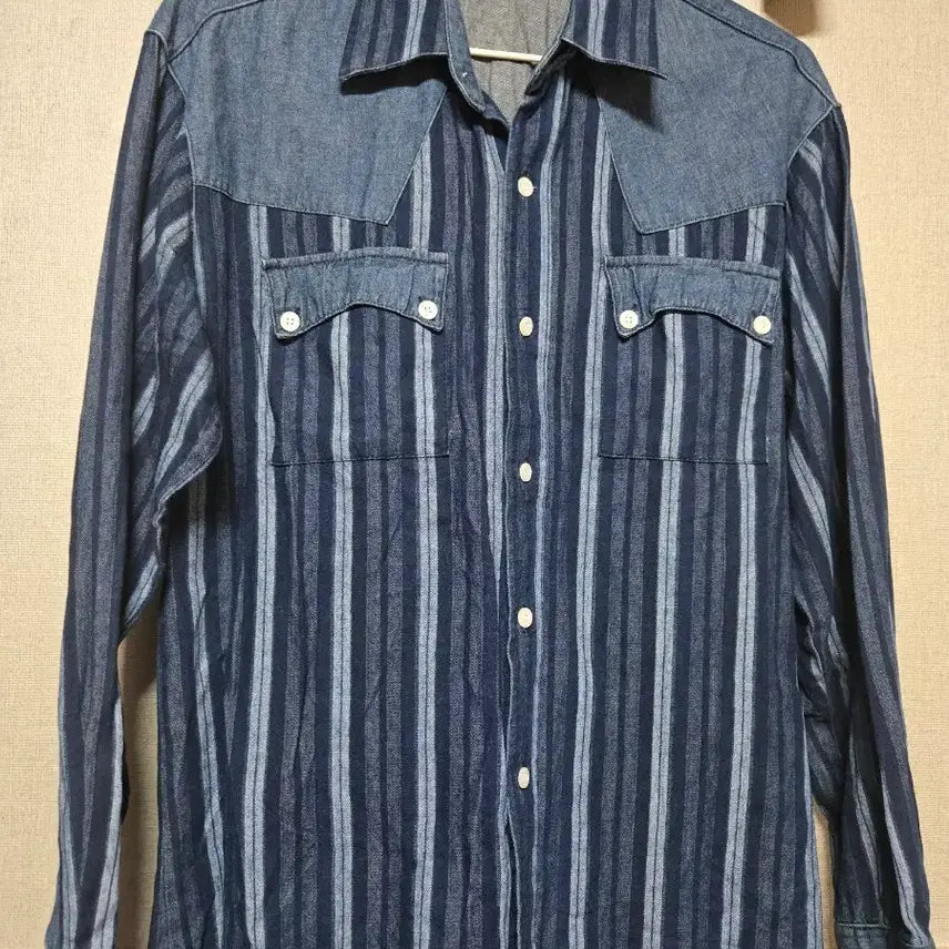 [BUNJANG] EVAN Men's Striped Shirt / EVAN 남성 스트라이프 셔츠