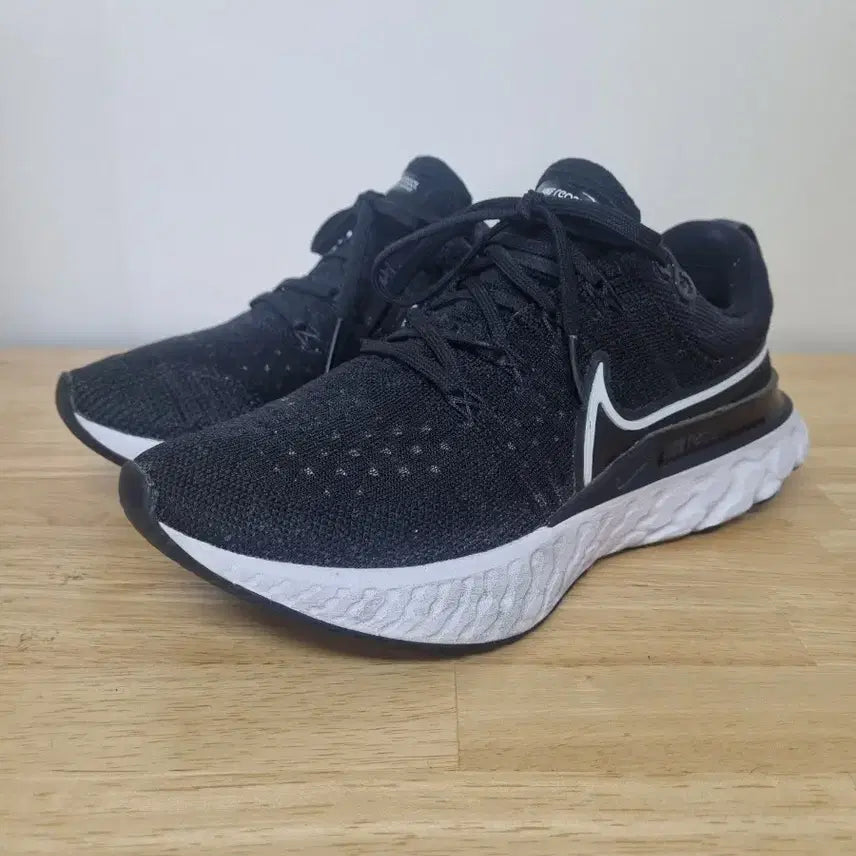 [BUNJANG] Nike React Infinity Run Flyknit 2 Black 230mm / 나이키 리액트 인피니티 런 플라이니트 2 블랙 230mm