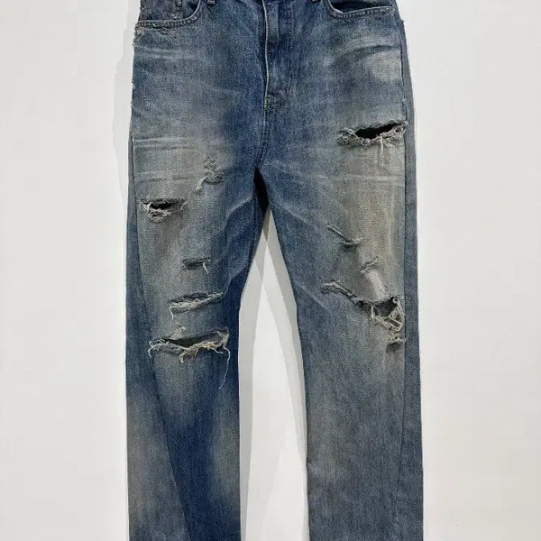 [BUNJANG] TAKEASY Distressed Denim Jeans / [L] 테이키지 디스트로이드 데님 진