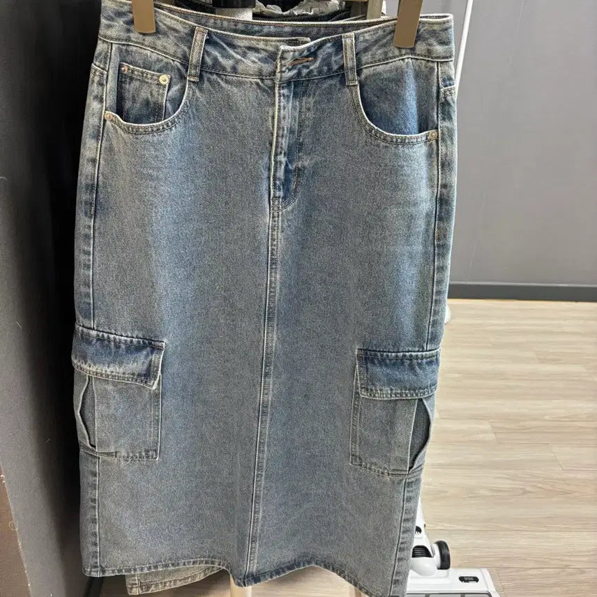 [BUNJANG] Mixxo Cargo Denim Long Skirt / 미쏘 카고 데님 롱 스커트