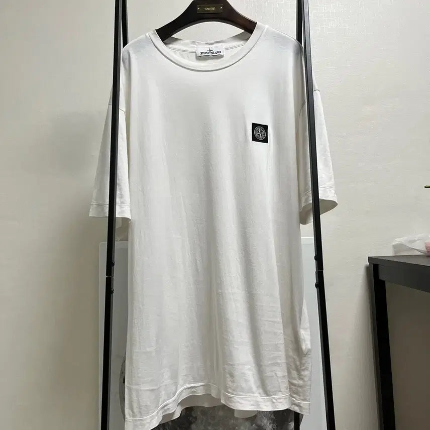 [BUNJANG] Stone Island Small Logo T-Shirt 2XL / 정품 2XL) 스톤아일랜드 스몰 로고 티셔츠 105~110