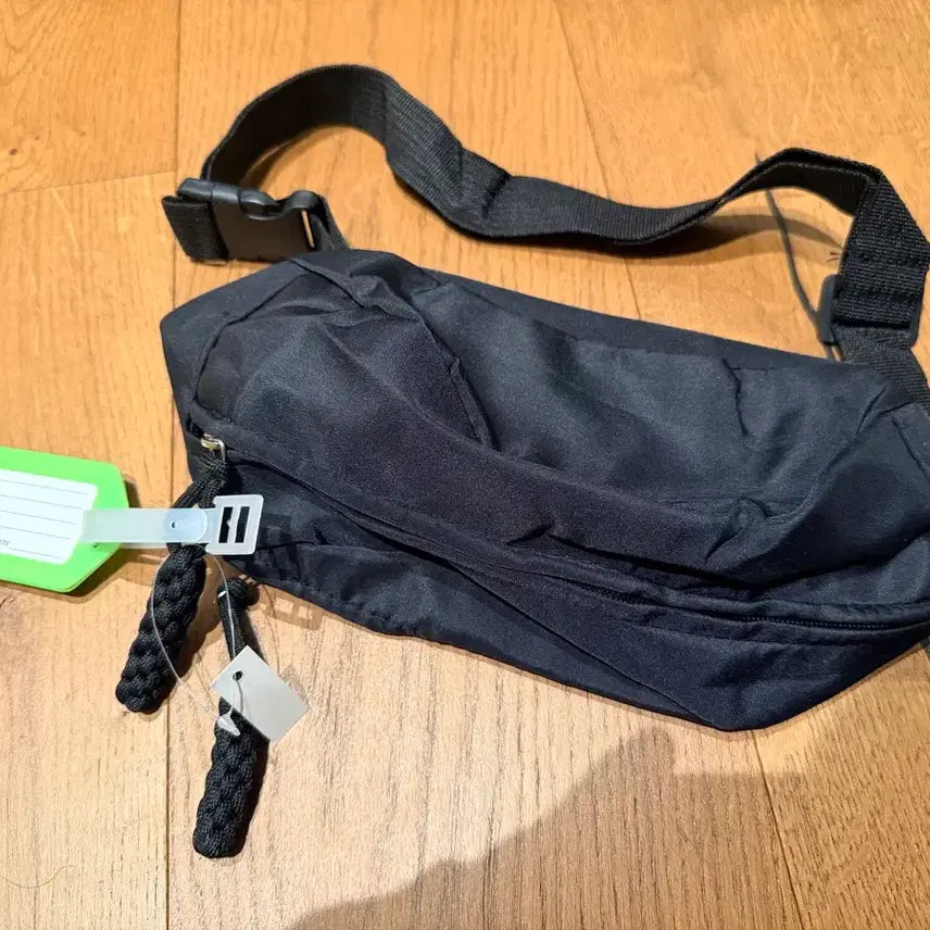 [BUNJANG] Unused Waist Bag Hip Pack Pouch Second Pack Second Bag / [ 미사용 새상품] 허리색 힙색 파우치 가방 세컨팩 세컨백