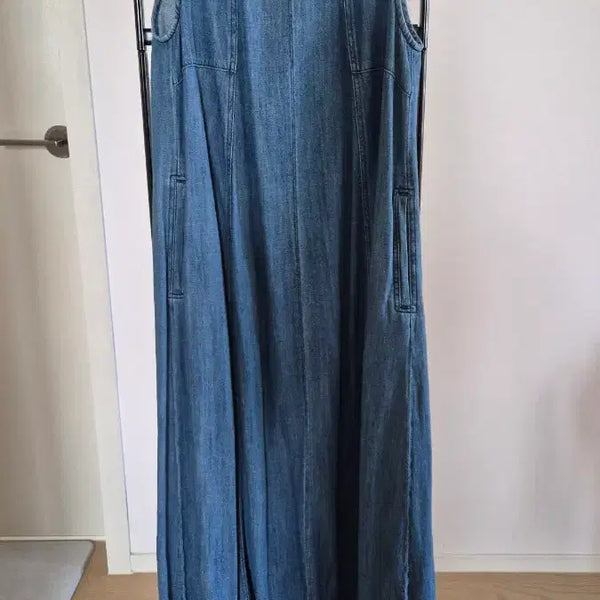 [BUNJANG] VOV Denim Sleeveless Long Dress / 보브 데님 민소매 롱 원피스