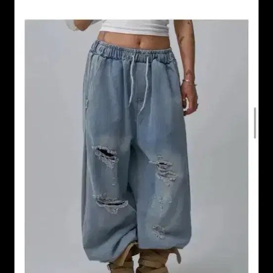 [BUNJANG] Rabbithole Deconstructed Denim Shorts Blue / 럽미 커브 데미지 데님 팬츠 블루 숏