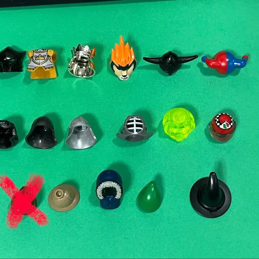 [BUNJANG] LEGO Minifigure Hats & Armor Bundle / 레고 피규어 모자 모음