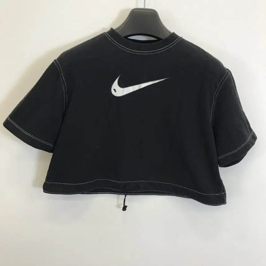 [BUNJANG] Nike Swoosh Cropped T-Shirt Women's S Black / 나이키 반팔 스우시 크롭탑 [여성S]