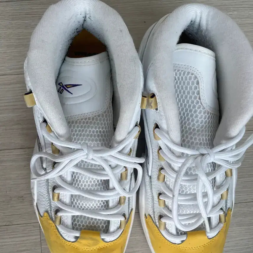 [BUNJANG] Reebok Question Mid Yellow Toe Sneakers (Size 290) / 레이커스 컬러 리복 퀘스천 미드 옐로우 토 290 중고