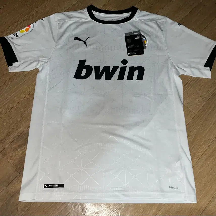 [BUNJANG] Valencia 2021 Season Home Kit with Lee Kang-in / (새상품) 발렌시아 2021시즌  홈 이강인 유니폼 M