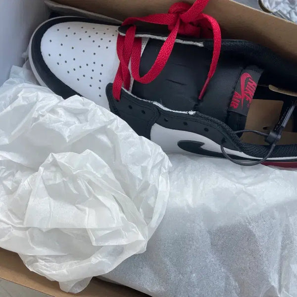 [BUNJANG] Air Jordan 1 Retro Low OG Black Toe (2023) Men's Size 10.5 / 조던 1 레트로 로우 OG 블랙토 295 새상품