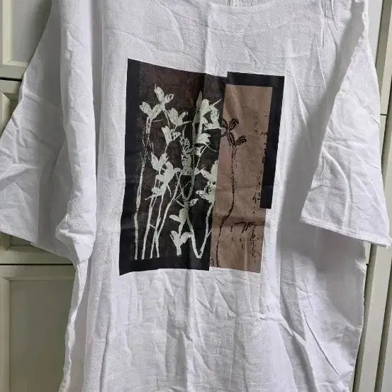 [BUNJANG] Women's White Floral Print Top (3XL) / 3xL여성상의(새상품)