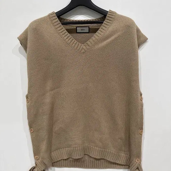 [BUNJANG] SKETCH V-Neck Knit Vest / [Free] 스케치 브이넥 니트 베스트