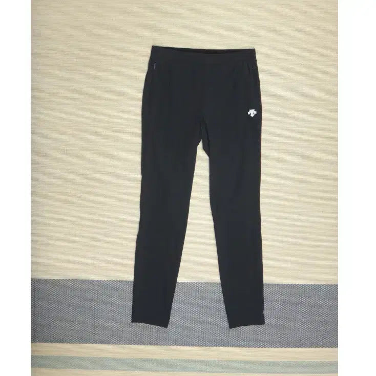[BUNJANG] Descente Running Cooling Woven Fleece Pants / (75cm) 데상트 러닝 냉감 우븐 플리스 팬츠