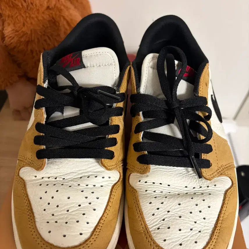 [BUNJANG] Jordan 1 Retro High OG Harvest - US 8.5 / (중고)조던OG로우 하베스트 265사이즈 팝니다