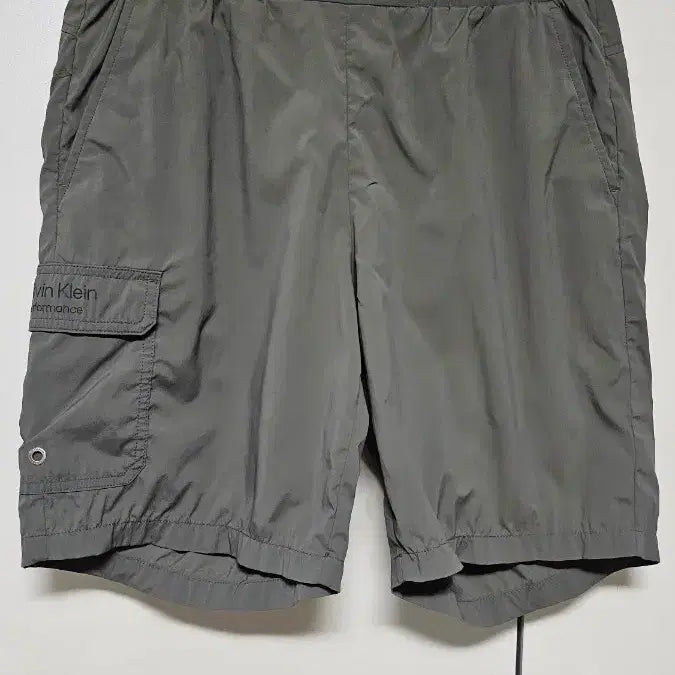[BUNJANG] Calvin Klein Cargo Shorts Khaki 32 / 캘빈클라인 카고 반바지 카키 32