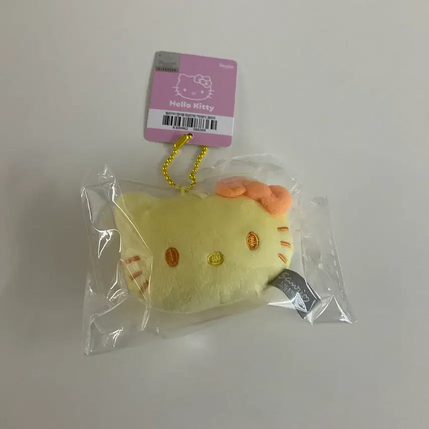 [BUNJANG] Sanrio Hello Kitty Yellow Doll Keychain (New) / 새상품 헬로키티 옐로우 인형 키링 정품