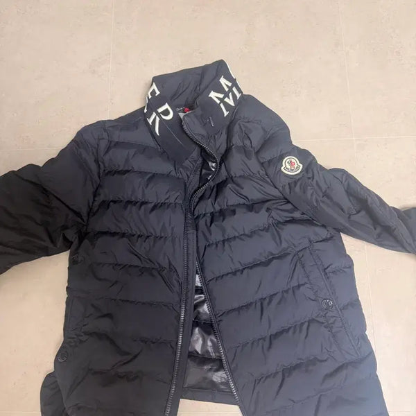 [BUNJANG] Akio Moncler Lightweight Down Jacket (Kids 14A) / 아키오 몽클레어 경량패딩