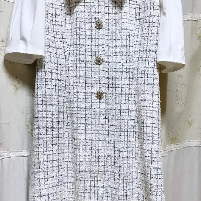 [BUNJANG] LINE EDITION Collar Color Block Puff Short Sleeve Dress / 라인어디션 카라 배색 퍼프 반팔 원피스