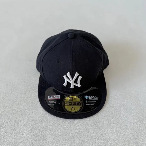 [BUNJANG] New Era New York Yankees Snapback Hat / 뉴에라(NEW ERA) 양키즈 스냅백(데드스탁급)