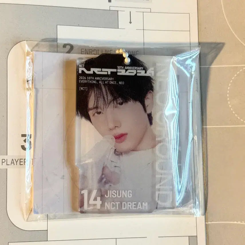 [BUNJANG] NCT DREAM Jisung 10th Anniversary Neo City: Seoul, The Story Store Lenticular Acrylic Keyring / 엔시티드림 지성 10주년팝업 네오그라운드 렌티큘러 아크릴키링 랜덤가챠양도