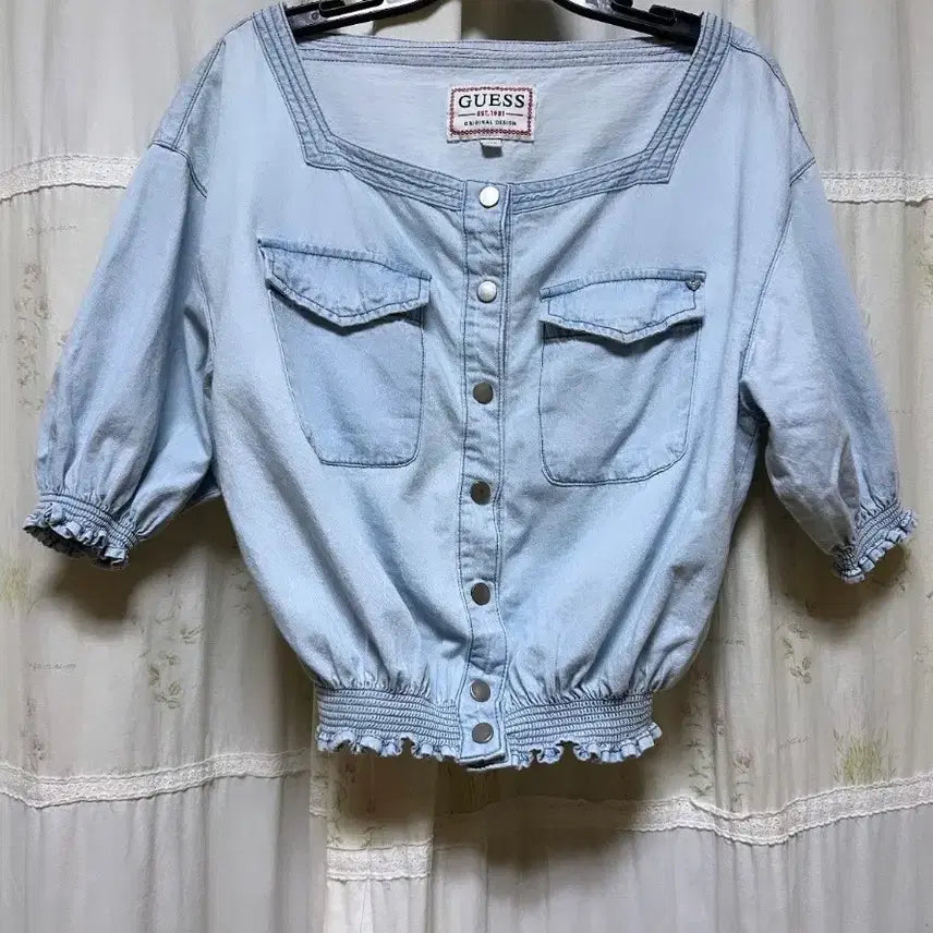 [BUNJANG] Guess Denim Cropped Blouse Shirt / 게스 데님 블라우스/ 크롭 셔츠 계열
