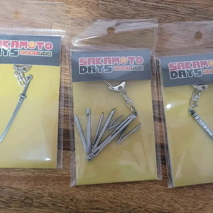 [BUNJANG] Sakamoto Days Nagumo Shishiba Takamura Mugi Acrylic Keychain Bundle / 사카모토 데이즈 사카데이 나구모 시시바 타카무라 무기 키링 일괄 양도