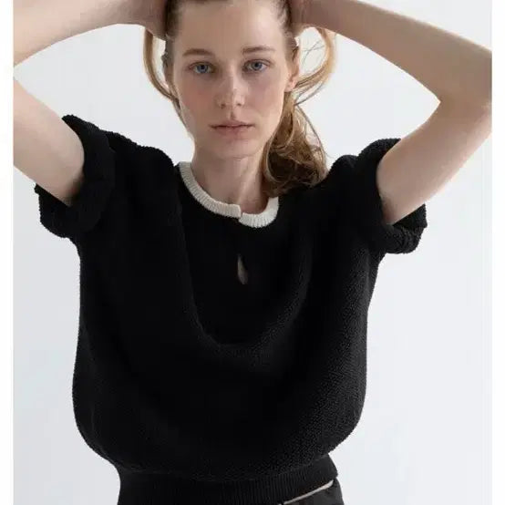 [BUNJANG] Mundal Color-Block Short-Sleeve Knit T-Shirt Black / 문달 반팔 니트 블랙