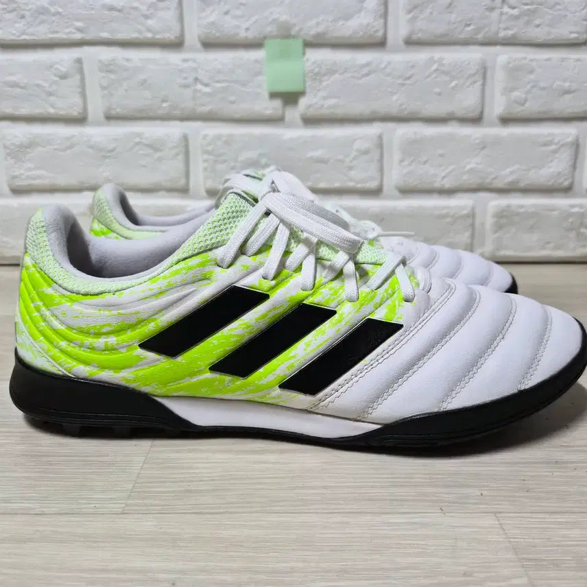 [BUNJANG] Adidas Copa Futsal Shoes 285mm / 아디다스 코파 풋살화 285mm