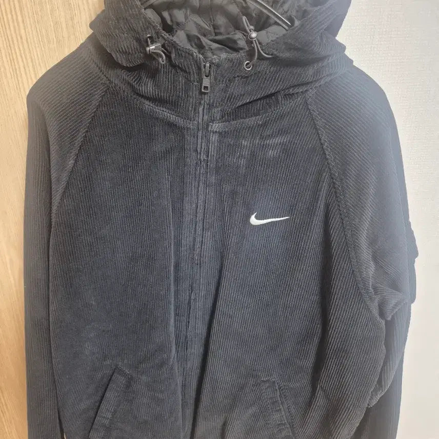 [BUNJANG] Supreme x Nike Arc Corduroy Hooded Jacket Black / (m) 슈프림x나이키 아크 코듀로이 후드 재킷 블랙(DM1772-010)