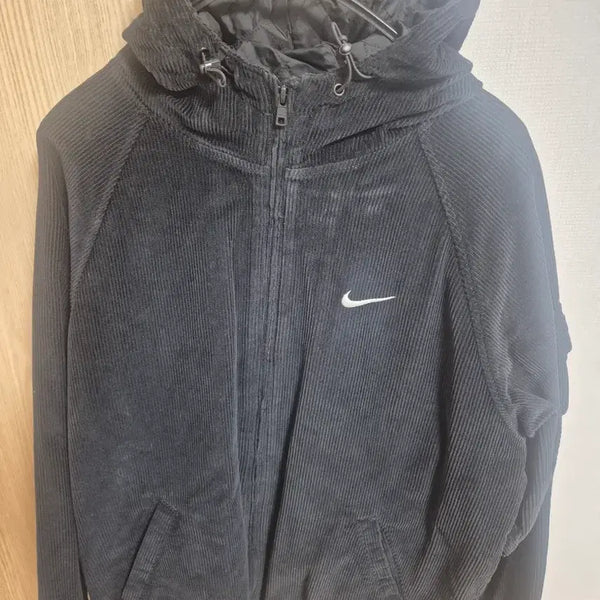 [BUNJANG] Supreme x Nike Arc Corduroy Hooded Jacket Black / (m) 슈프림x나이키 아크 코듀로이 후드 재킷 블랙(DM1772-010)