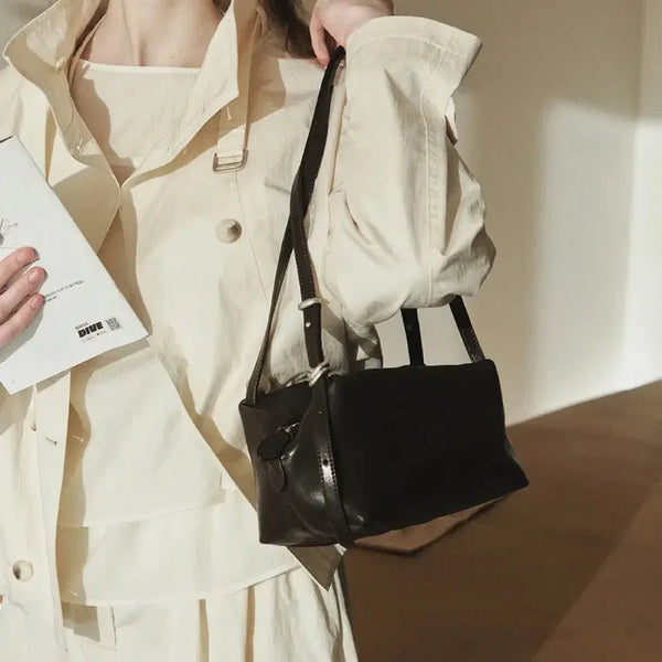 [BUNJANG] LEMAIRE Sac Laine Shoulder Bag Deep Brown / 르메메 삭 루네 숄더백 딥브라운