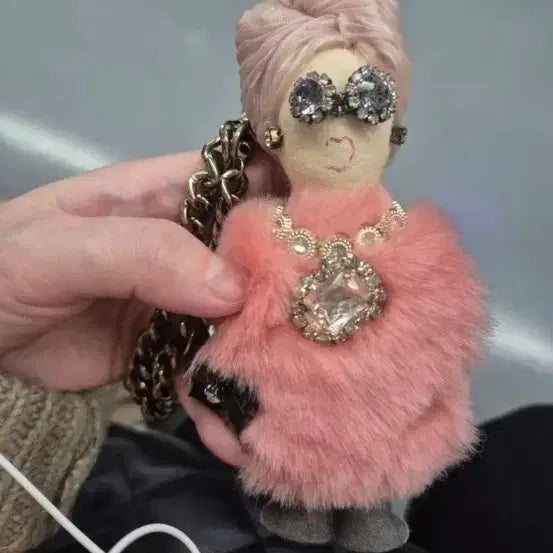 [BUNJANG] Demodee Pink Fur Coat Charm / 일본 데모데 demodee 백참