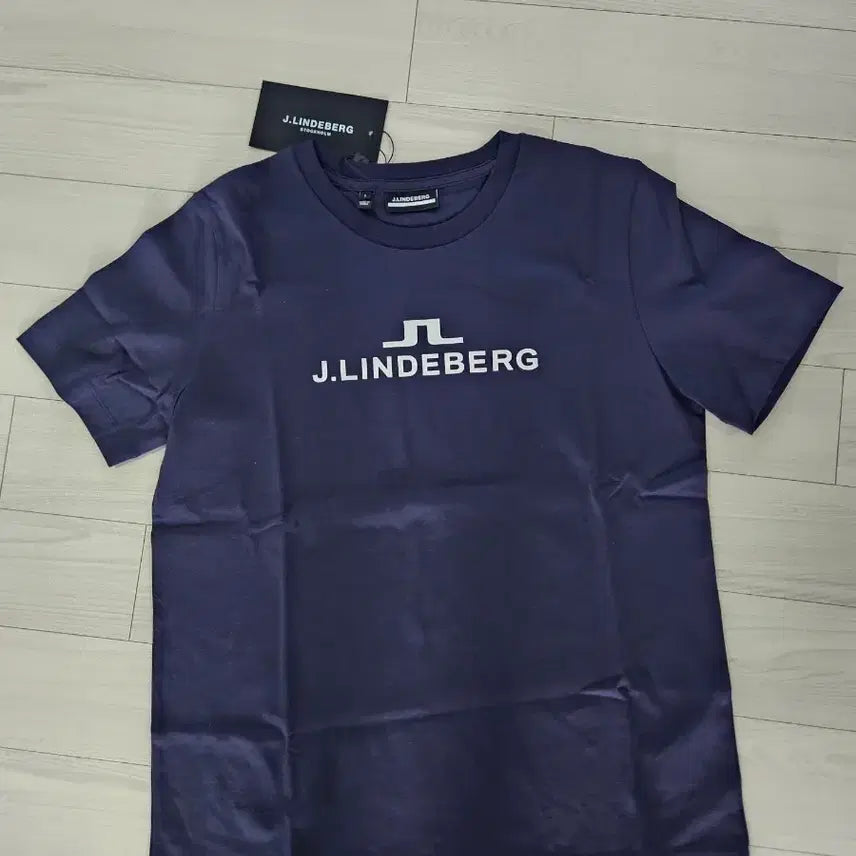 [BUNJANG] J.LINDEBERG Women's Navy Short Sleeve T-Shirt / J.LINDEBERG 여성 네이비 반팔 티셔츠 S사이즈