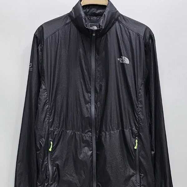 [BUNJANG] The North Face Pertex Quantum Flight Series Windbreaker Jacket Black / 노스페이스 퍼텍스 퀀텀 플라이트 시리즈 바람막이 자켓 블랙 100