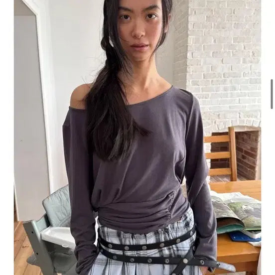 [BUNJANG] Diagonal Loose Shirring Top Charcoal / 다이애그널 루즈 셔링 탑 차콜