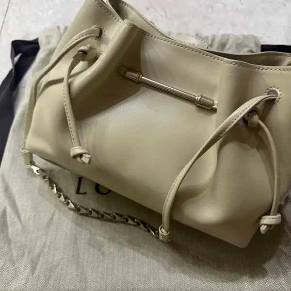 [BUNJANG] L'EAU D'ISSEY Sac de Fleur Small Bag / 루에브르 가방 루에브르 삭 드 플뢰르