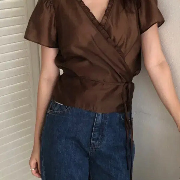 [BUNJANG] Founders Lab Brown V-Neck Blouse with Frill and Puff Sleeves / 파운더스 랩 블라우스 브라운