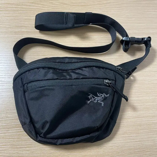 [BUNJANG] Arc'teryx Mantis 1 Black (Older Model) / 아크테릭스 맨티스 1 블랙 구형
