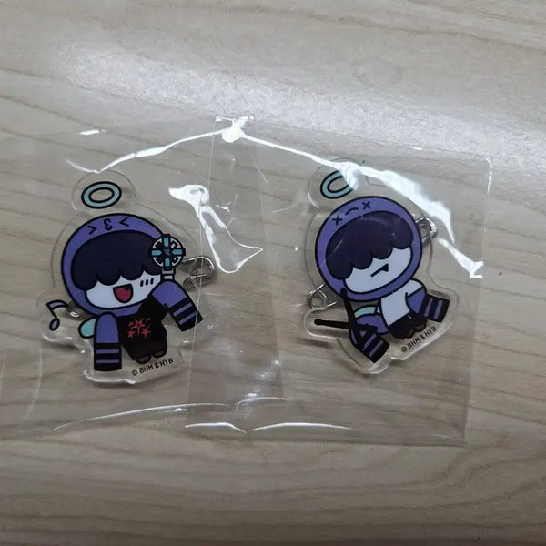 [BUNJANG] TXT MoaCon Japan Humynaring Hyuka Acrylic Badge Bundle Set / 일괄 모아콘 moacon 재팬 투바투 뿔바투 흠냐링 휴닝카이 아크릴 뱃지
