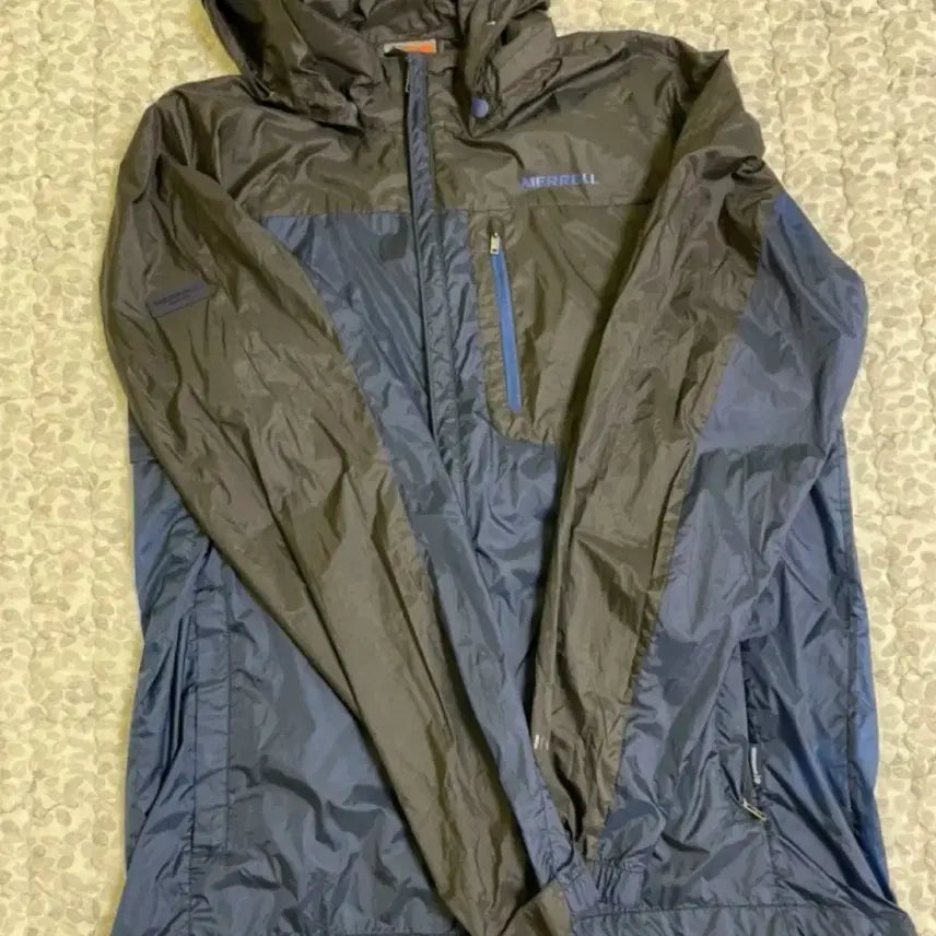 [BUNJANG] Merrell Windbreaker Jacket XL (105) / 머렐 바람막이 XL(105)