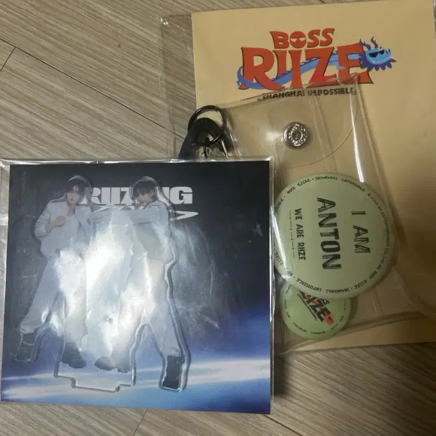 [BUNJANG] RIIZE Anton Wonbin Acrylic Standee & Anton Badge Set / 라이즈 일본, 상하이 굿즈 판매