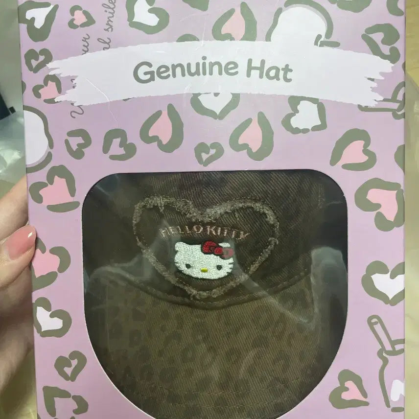 [BUNJANG] Hello Kitty Sealed Baseball Cap / 헬로키티 모자 미개봉 새상품